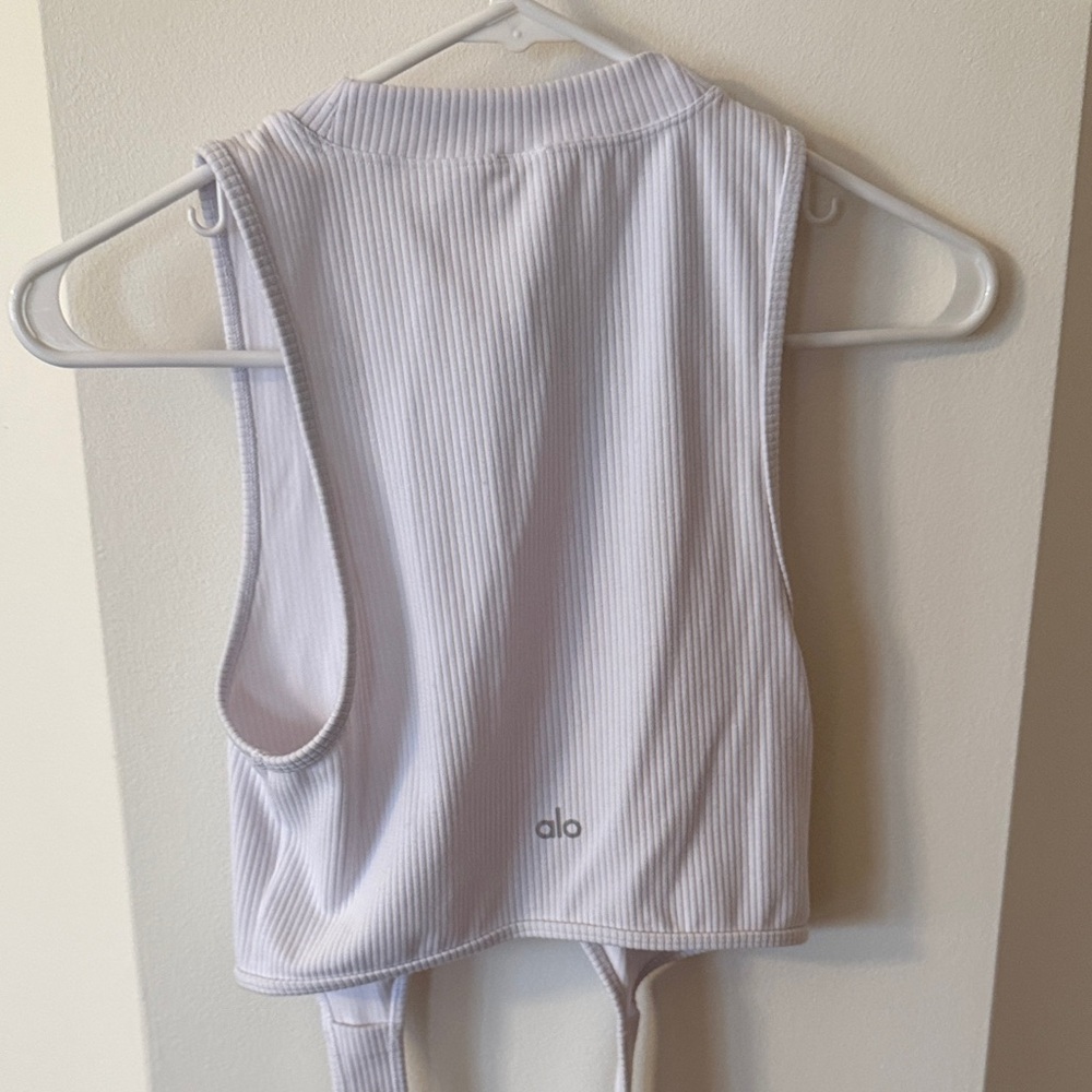 ALO Yoga Ribbed Tank - Picture 2 of 5